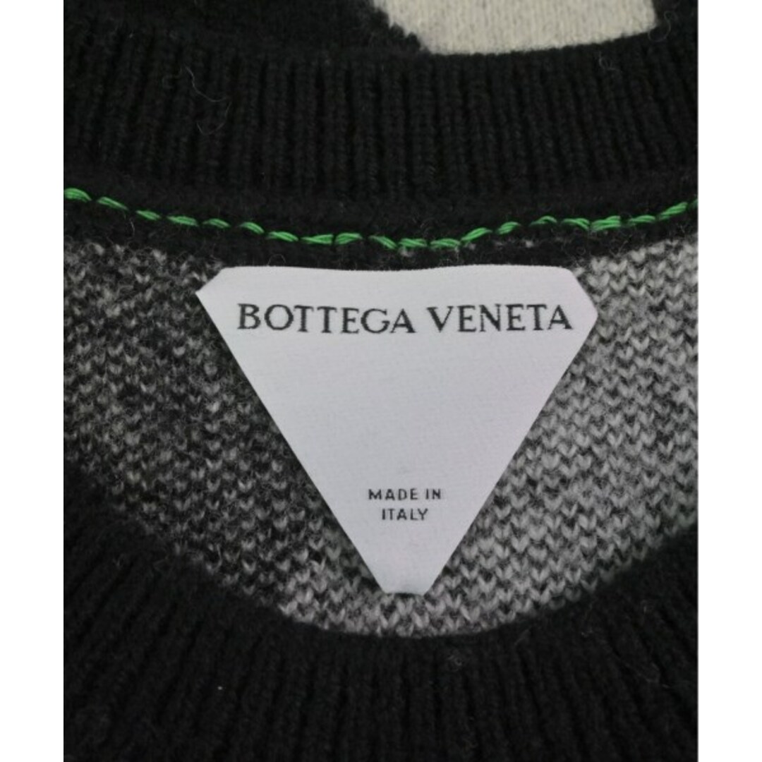 Bottega Veneta(ボッテガヴェネタ)のBOTTEGA VENETA ニット・セーター M 白x黒(総柄) 【古着】【中古】 メンズのトップス(ニット/セーター)の商品写真