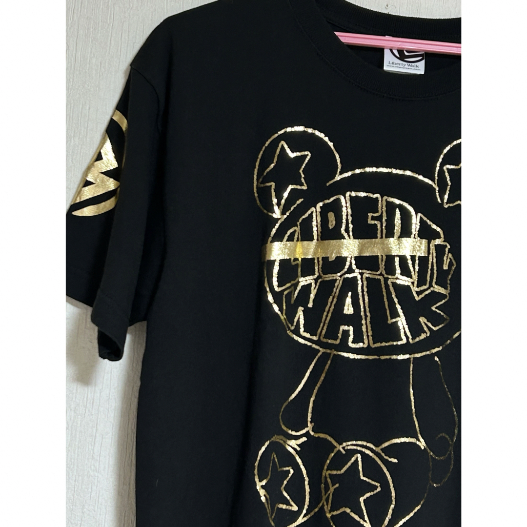 美品 リバティーウォーク　KUMA ゴールドプリント半袖Tシャツ　サイズL 黒 メンズのトップス(Tシャツ/カットソー(半袖/袖なし))の商品写真