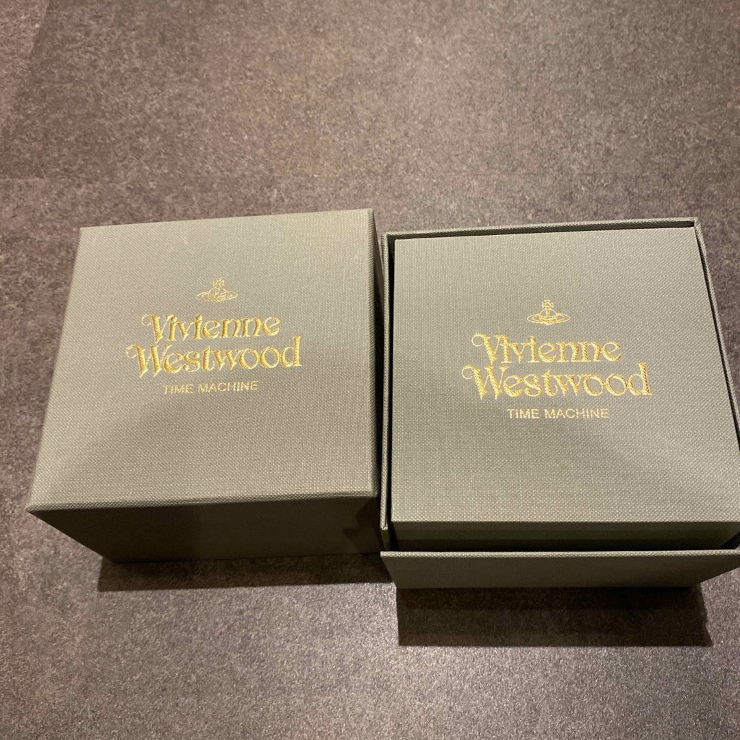 Vivienne Westwood(ヴィヴィアンウエストウッド)のヴィヴィアンウエストウッド　腕時計 レディースのファッション小物(腕時計)の商品写真