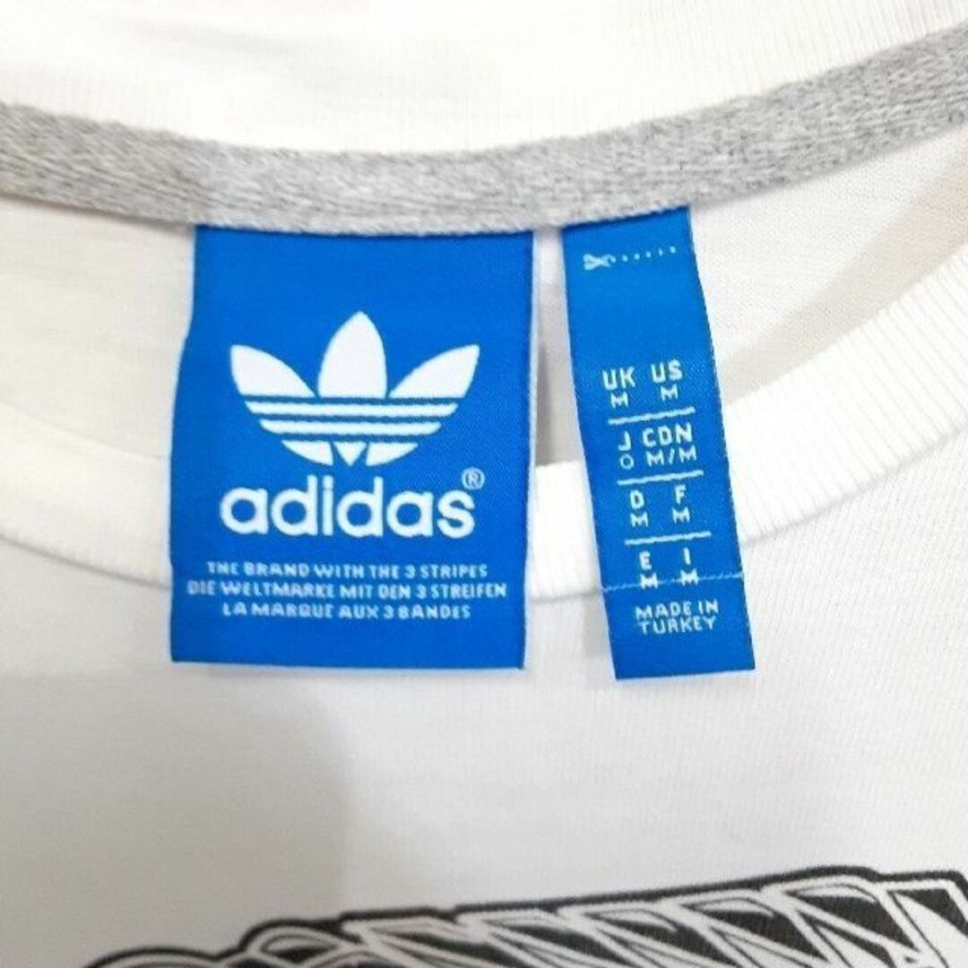 adidas(アディダス)の✨人気✨ adidas(アディダス) デザインTシャツ O(L)サイズ スポーツ メンズのトップス(Tシャツ/カットソー(半袖/袖なし))の商品写真