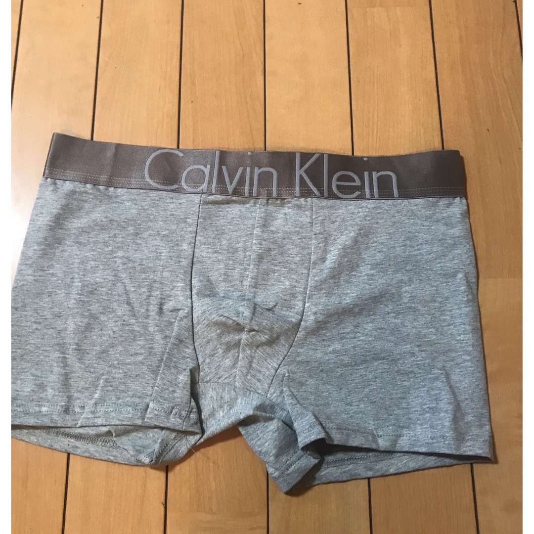 Calvin Klein(カルバンクライン)のCalvin KleinボクサーパンツMサイズ3枚セット メンズのアンダーウェア(ボクサーパンツ)の商品写真