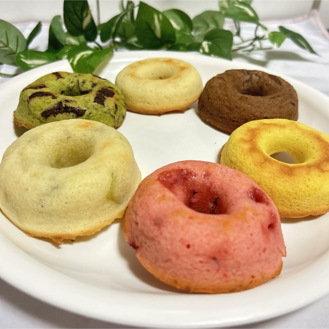 焼きドーナツ6種セット 食品/飲料/酒の食品(菓子/デザート)の商品写真