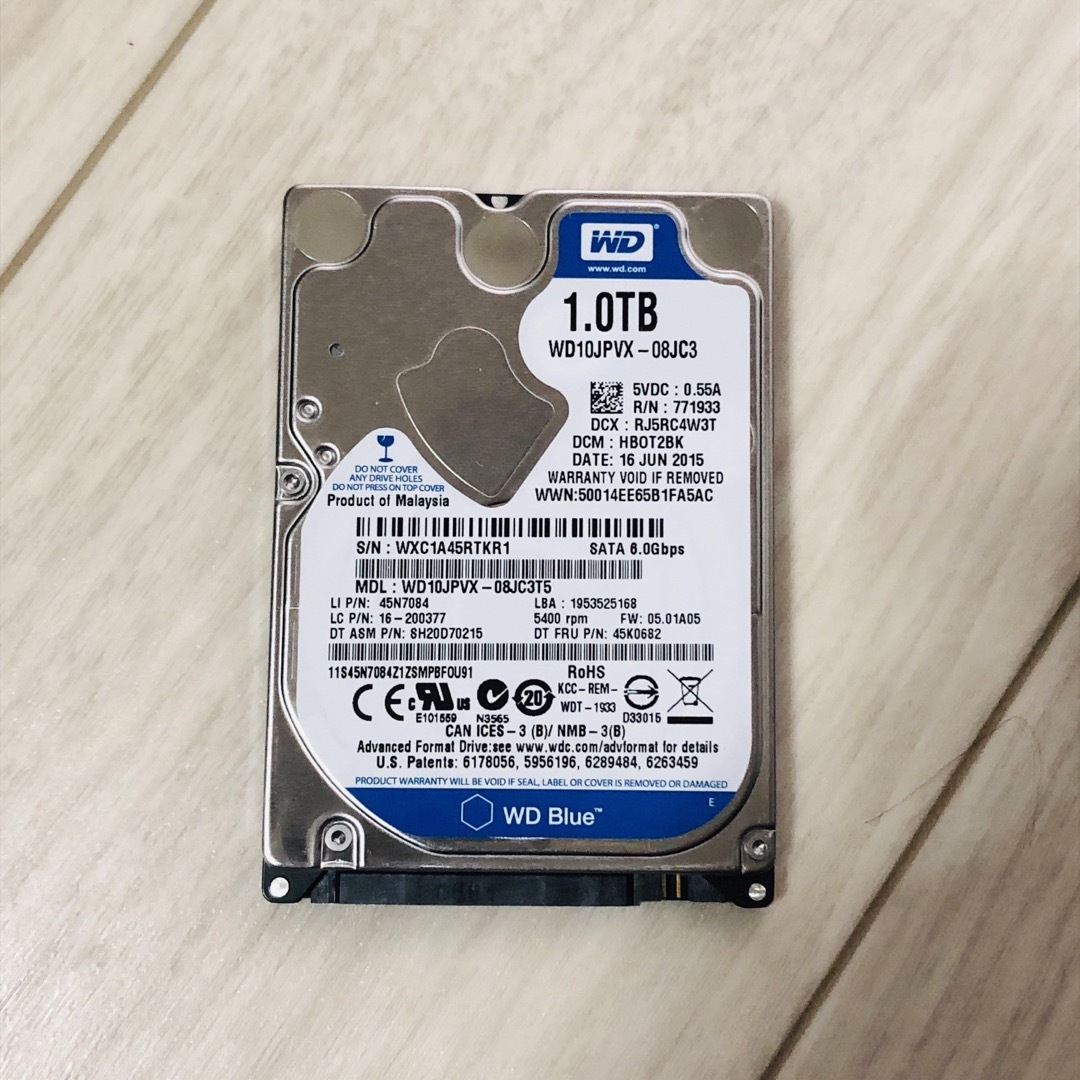 Western Digital(ウェスタンデジタル)の中古2.5インチ　sata HDD 1TB スマホ/家電/カメラのPC/タブレット(PCパーツ)の商品写真