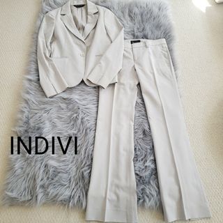 インディヴィ(INDIVI)のINDIVIベージュテーラードジャケット パンツ スーツ ジャケットMパンツS(スーツ)