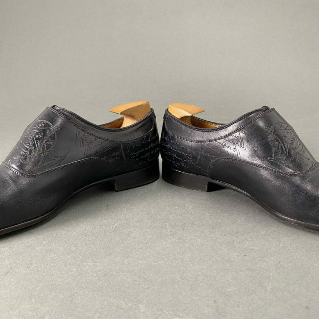 Berluti(ベルルッティ)の2j31 《美品》 Berluti ベルルッティ カリグラフィー モンクシューズ ドレスシューズ カルロ サイズ6 シューツリー付き メンズ 紳士靴 メンズの靴/シューズ(ドレス/ビジネス)の商品写真