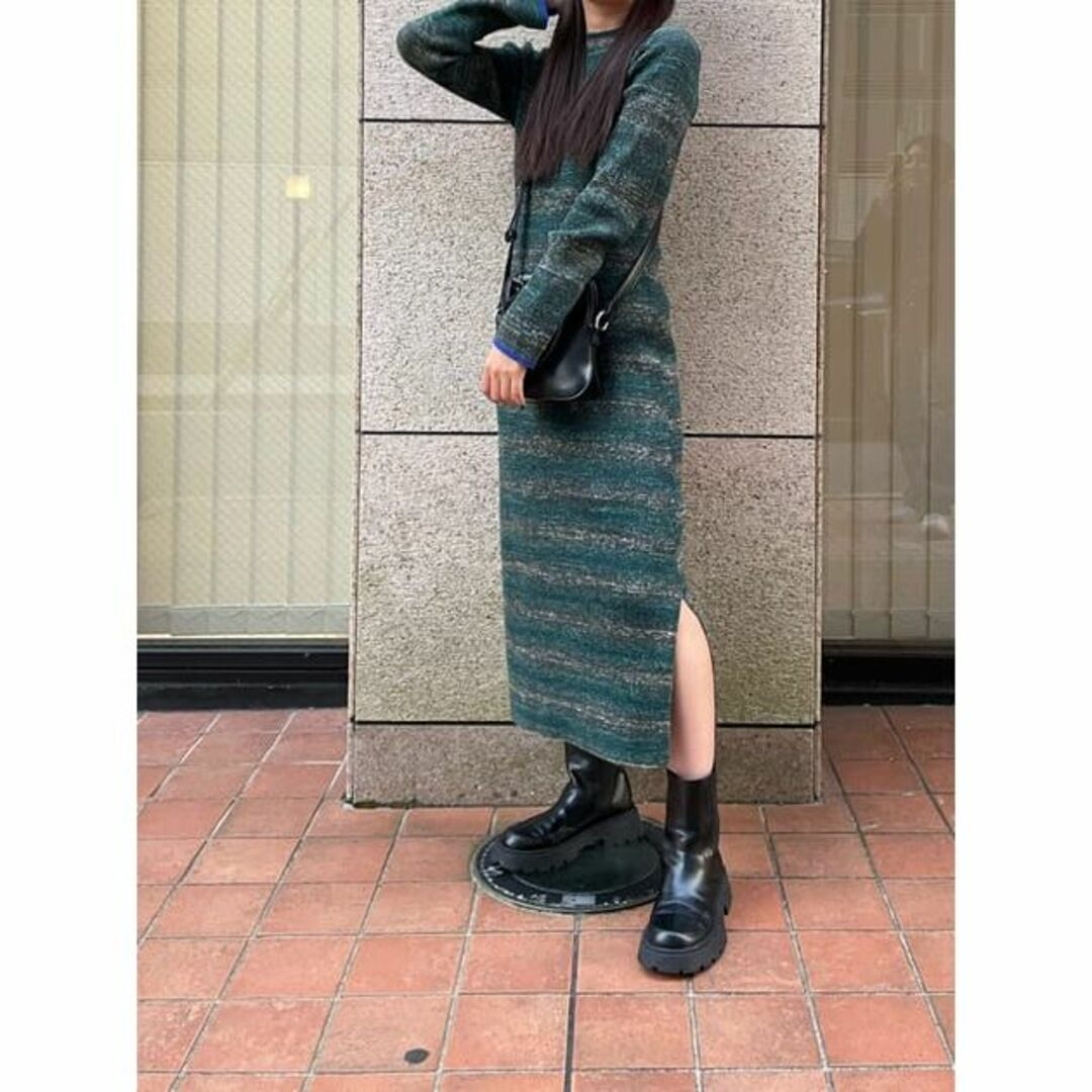 SLY(スライ)の大人気グリーン♡MOUSSY♡MIX COLOR ニットドレス レディースのワンピース(ロングワンピース/マキシワンピース)の商品写真