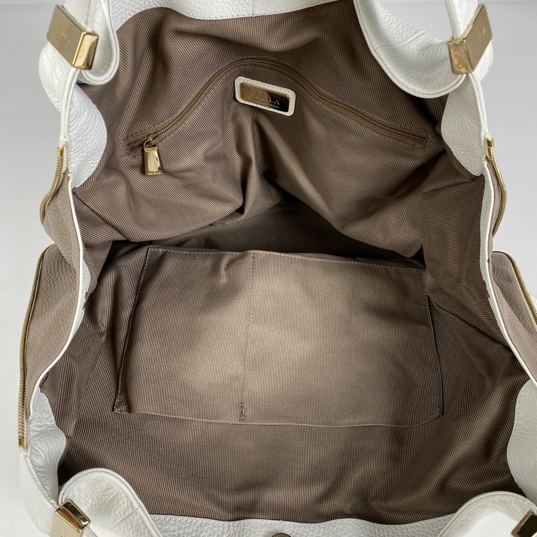 Furla(フルラ)のフルラ ロゴ ハンドバッグ レディース 【中古】 レディースのバッグ(ハンドバッグ)の商品写真