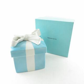 ティファニー(Tiffany & Co.)の美品 TIFFANY＆Co. ティファニー ブルーボウ ボックス アクセサリー SY8428B3 (置物)