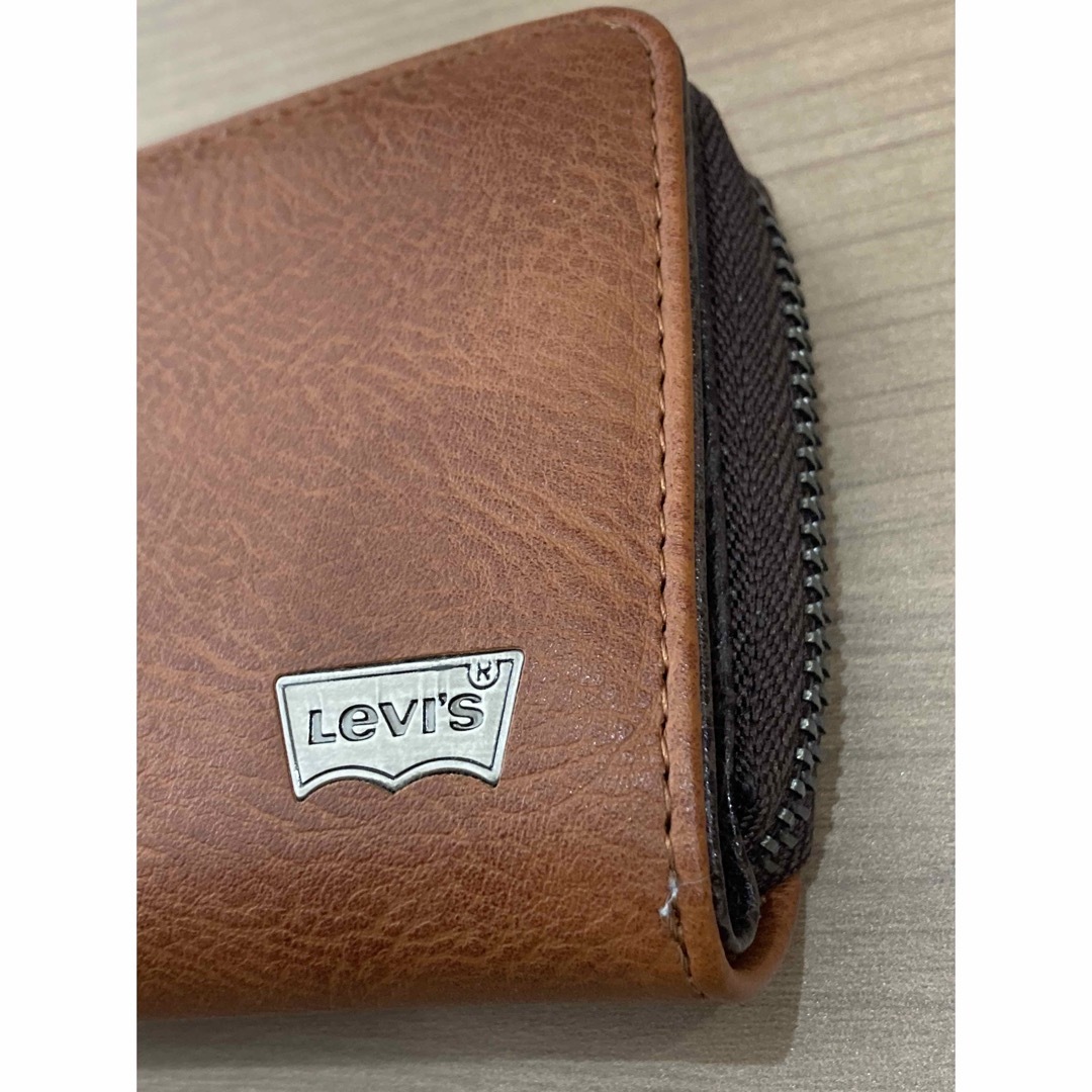 Levi's(リーバイス)の【テディ様専用】リーバイス　折り財布　ブラウン　美品 メンズのファッション小物(折り財布)の商品写真