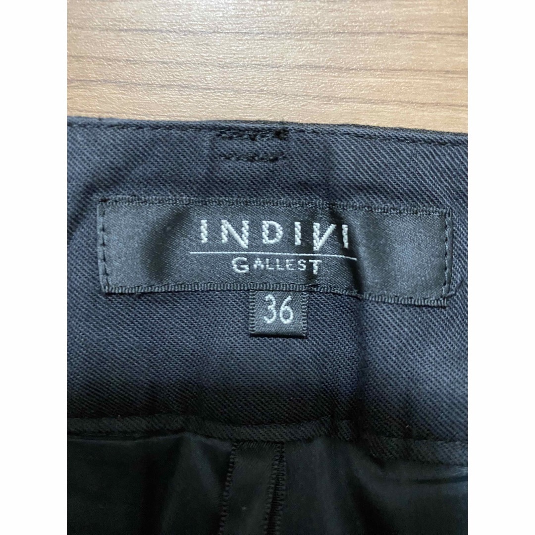 INDIVI(インディヴィ)のINDIVI インディヴィ　パンツスーツ　36 Ｓサイズ　日本製 レディースのフォーマル/ドレス(スーツ)の商品写真