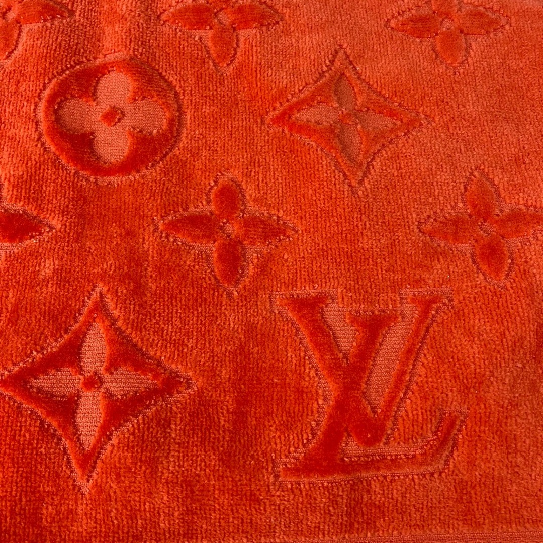 LOUIS VUITTON - ルイヴィトン LOUIS VUITTON ビーチタオル・LV LOUIS VUITTON - ルイヴィトン LOUIS VUITTON ビーチタオル・LV