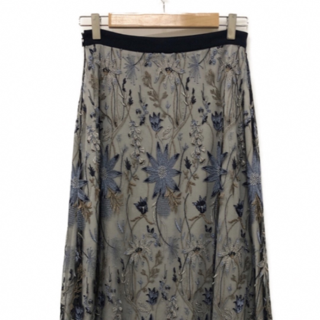 MURRAL(ミューラル)のMURRALミューラル flowerフラワー刺繍レース スカート最終価格 レディースのスカート(ロングスカート)の商品写真