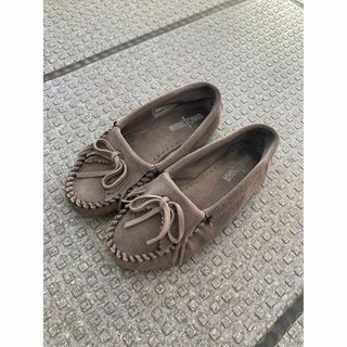 ミネトンカ(Minnetonka)のMINNETONKA 6(スリッポン/モカシン)