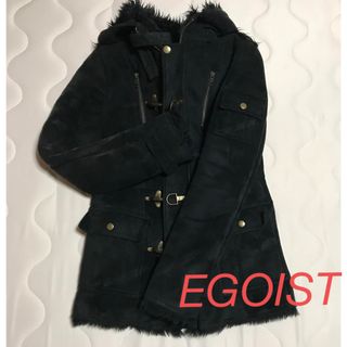 エゴイスト(EGOIST)のEGOIST    エゴイスト　⭐️   暖かいパーカー付きアウター　ブラック(毛皮/ファーコート)