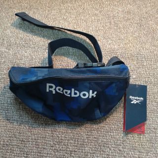 Reebok - リーボック　ウェストポーチ