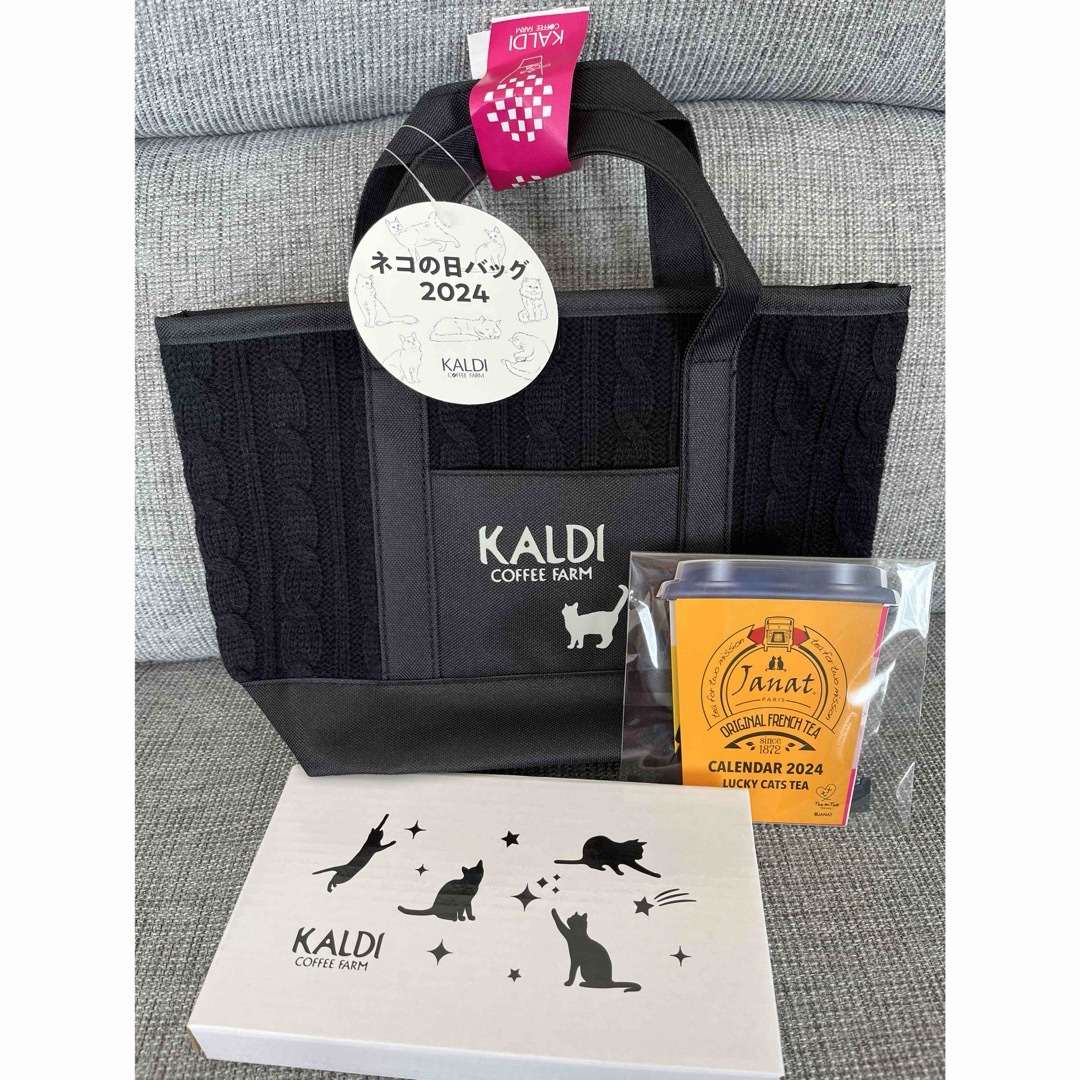 KALDI(カルディ)のカルディ2024猫の日バッグ レディースのバッグ(トートバッグ)の商品写真