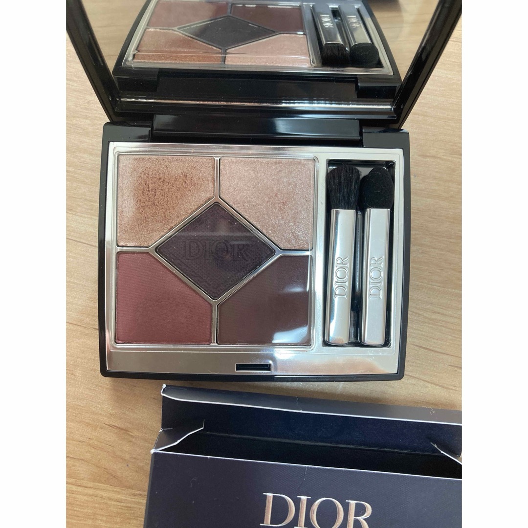 Dior(ディオール)のディオール　アイシャドウ　183 プラムチュチュ　サンク コスメ/美容のベースメイク/化粧品(アイシャドウ)の商品写真