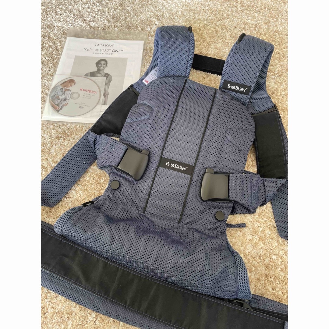 BABYBJORN(ベビービョルン)のベビービョルン　ベビーキャリアONE＋ キッズ/ベビー/マタニティの外出/移動用品(抱っこひも/おんぶひも)の商品写真