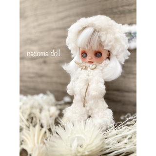 【necoma doll】カスタムプチブライス■ココアバター■アルビノ病みメイク