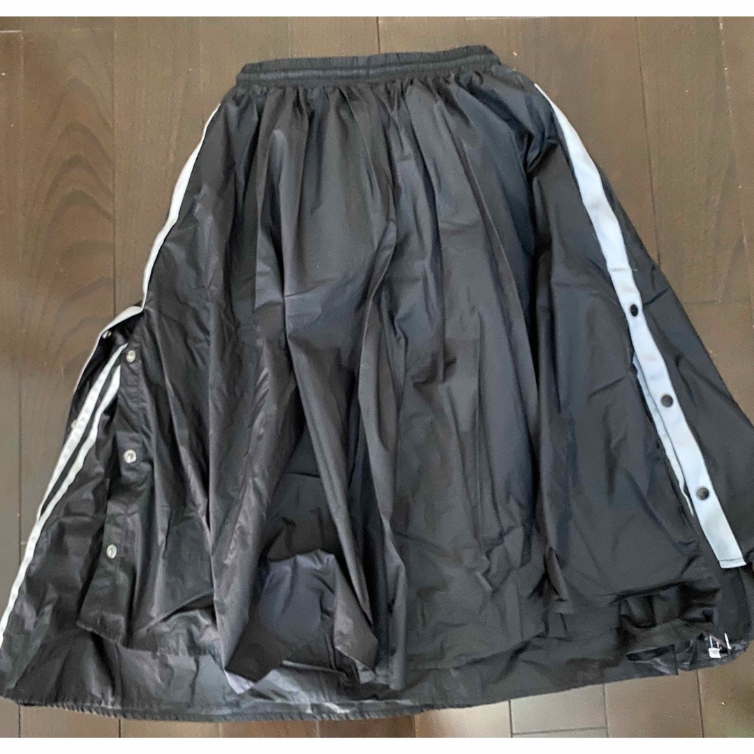 adidas(アディダス)のadidas アディダス　スカートS アシメトリー　スポーツ　可愛い　オシャレ レディースのスカート(ロングスカート)の商品写真