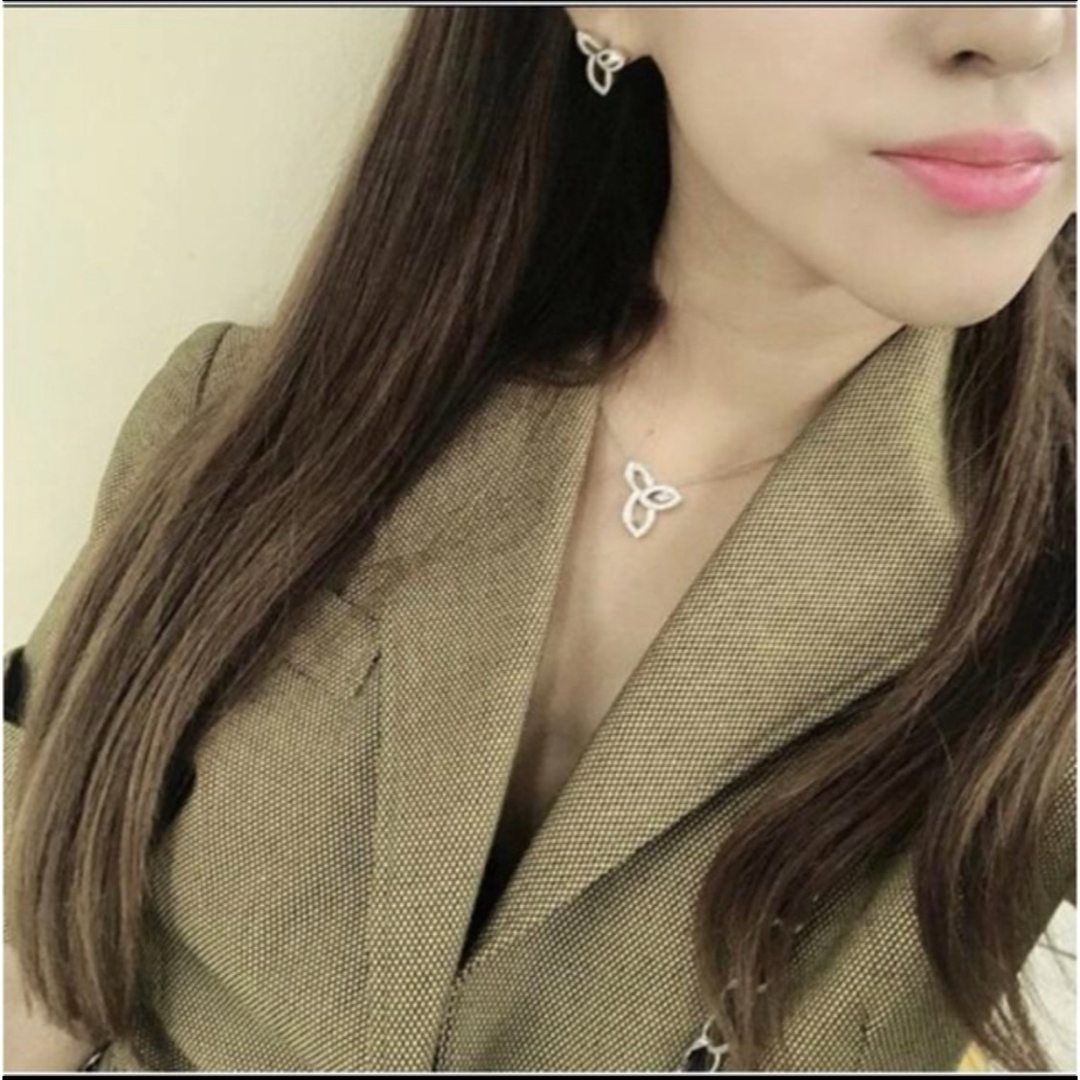 ⭐️リリークラスター⭐️セット⭐️ネックレス⭐️ピアス ⭐️リリークラスター⭐️セット⭐️ネックレス⭐️ピアス