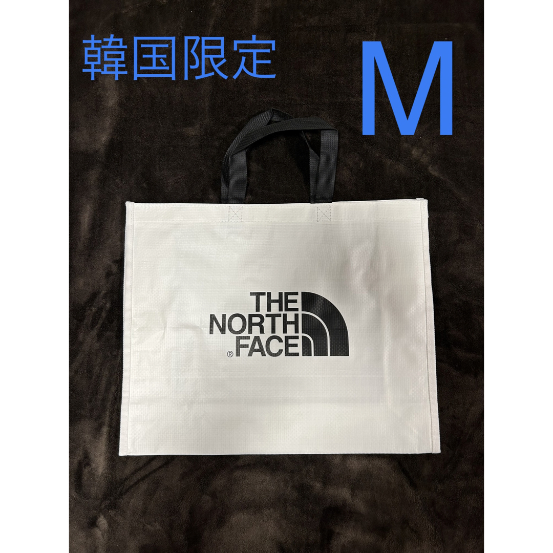 韓国限定　ノースフェイス　エコバッグ　ショッパー　ショッピングバッグ　M  新品 メンズのバッグ(エコバッグ)の商品写真