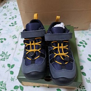 KEEN - ◎新品KEENスニーカー、サイズ18.5センチ