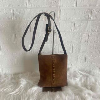 コーチ(COACH)のCOACHコーチ　スエード　編み込み　ショルダーバック(ショルダーバッグ)