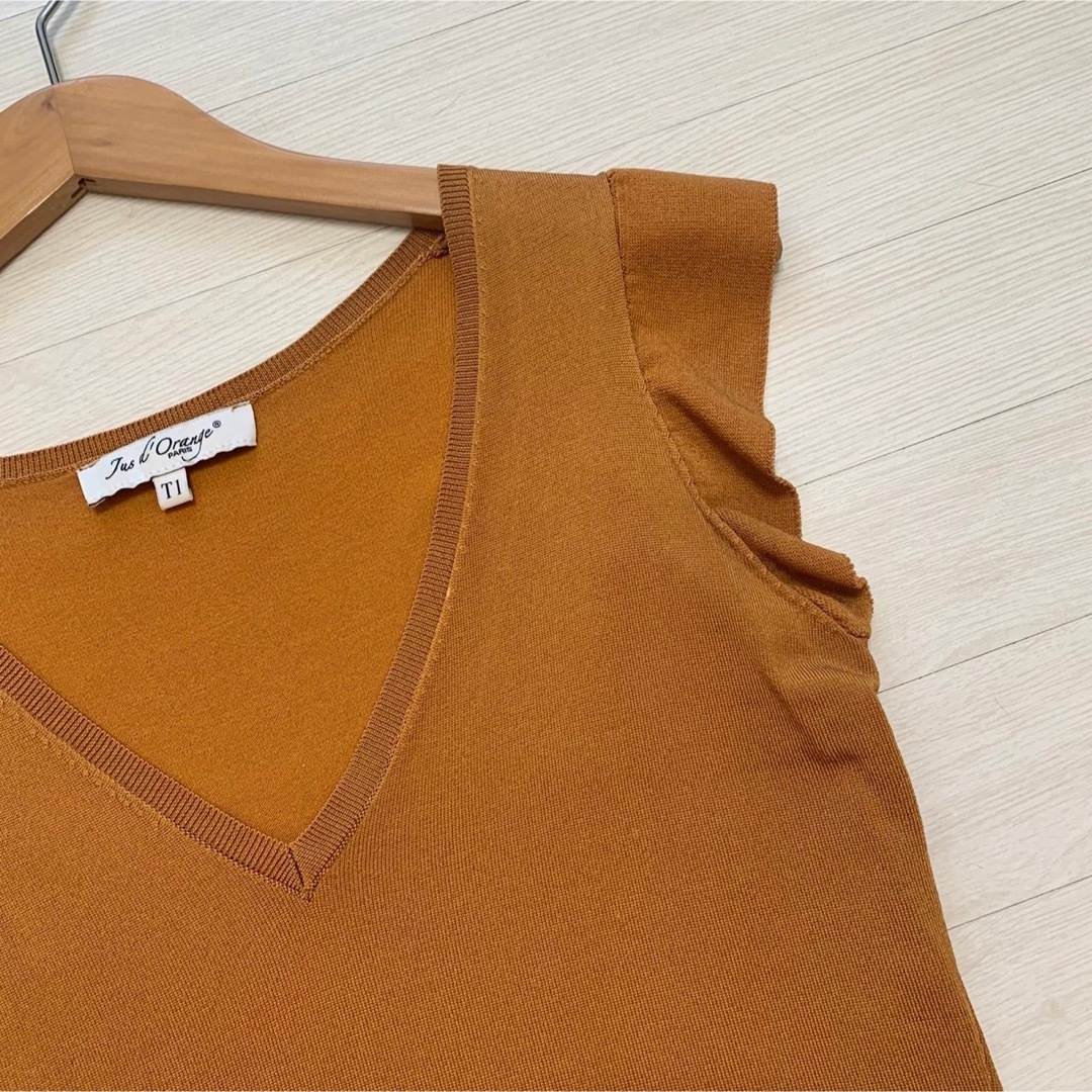 ZARA(ザラ)の✨週末限定セール✨ フランス発 Jus d'orange キャメル トップス レディースのトップス(Tシャツ(半袖/袖なし))の商品写真