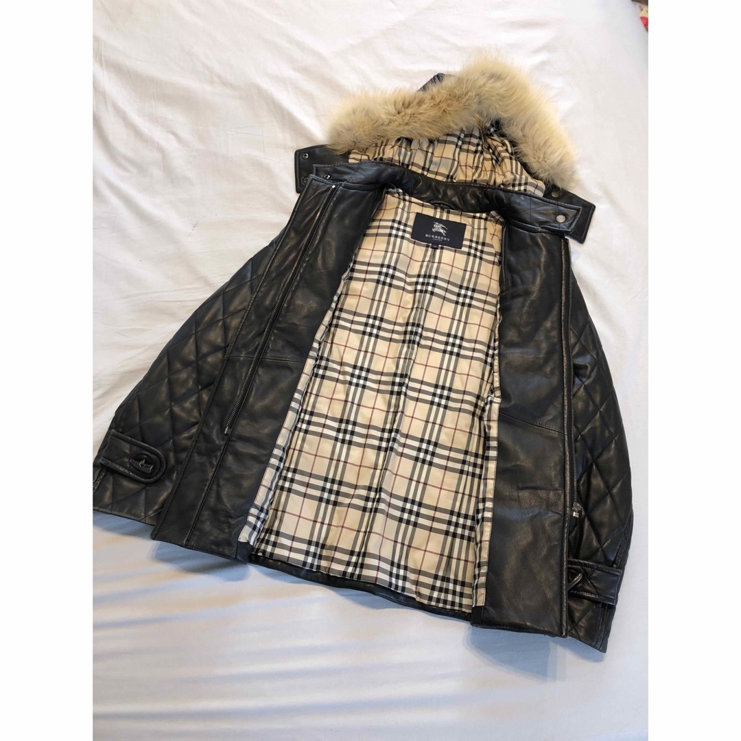 BURBERRY(バーバリー)のバーバリー　羊革　ダッフルコート　レザー レディースのジャケット/アウター(その他)の商品写真