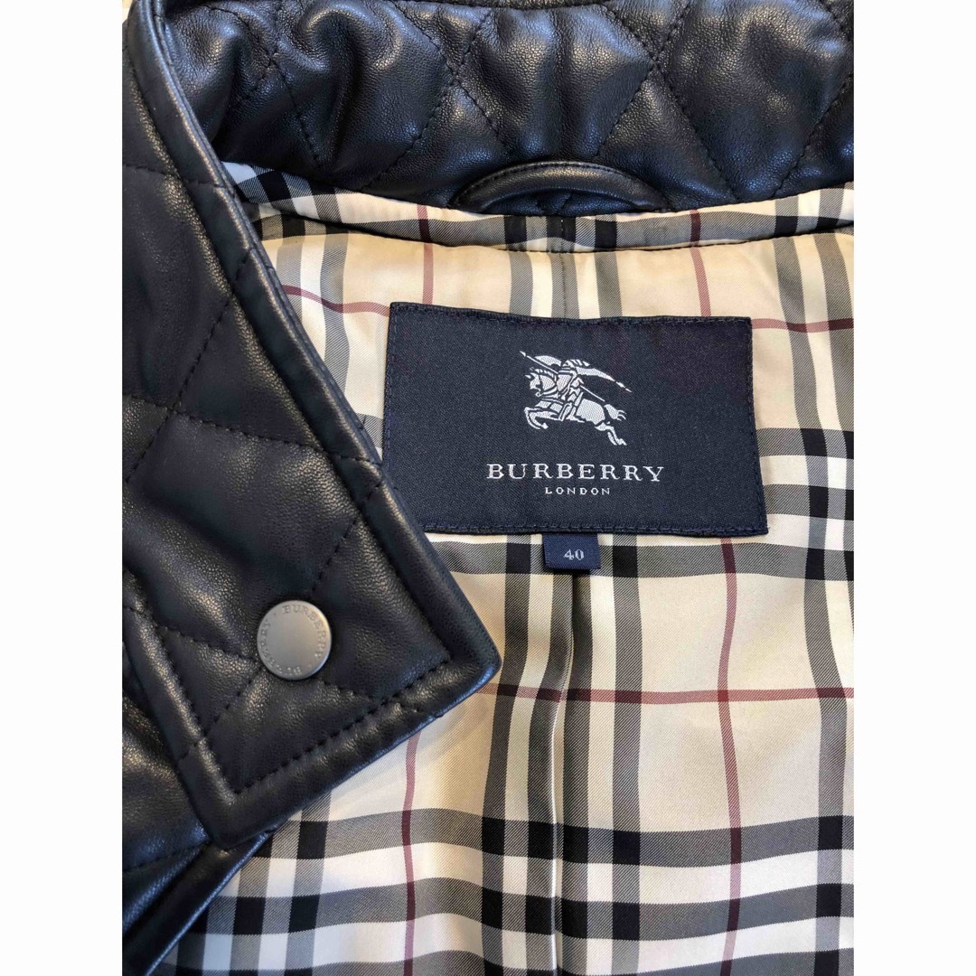 BURBERRY(バーバリー)のバーバリー　羊革　ダッフルコート　レザー レディースのジャケット/アウター(その他)の商品写真