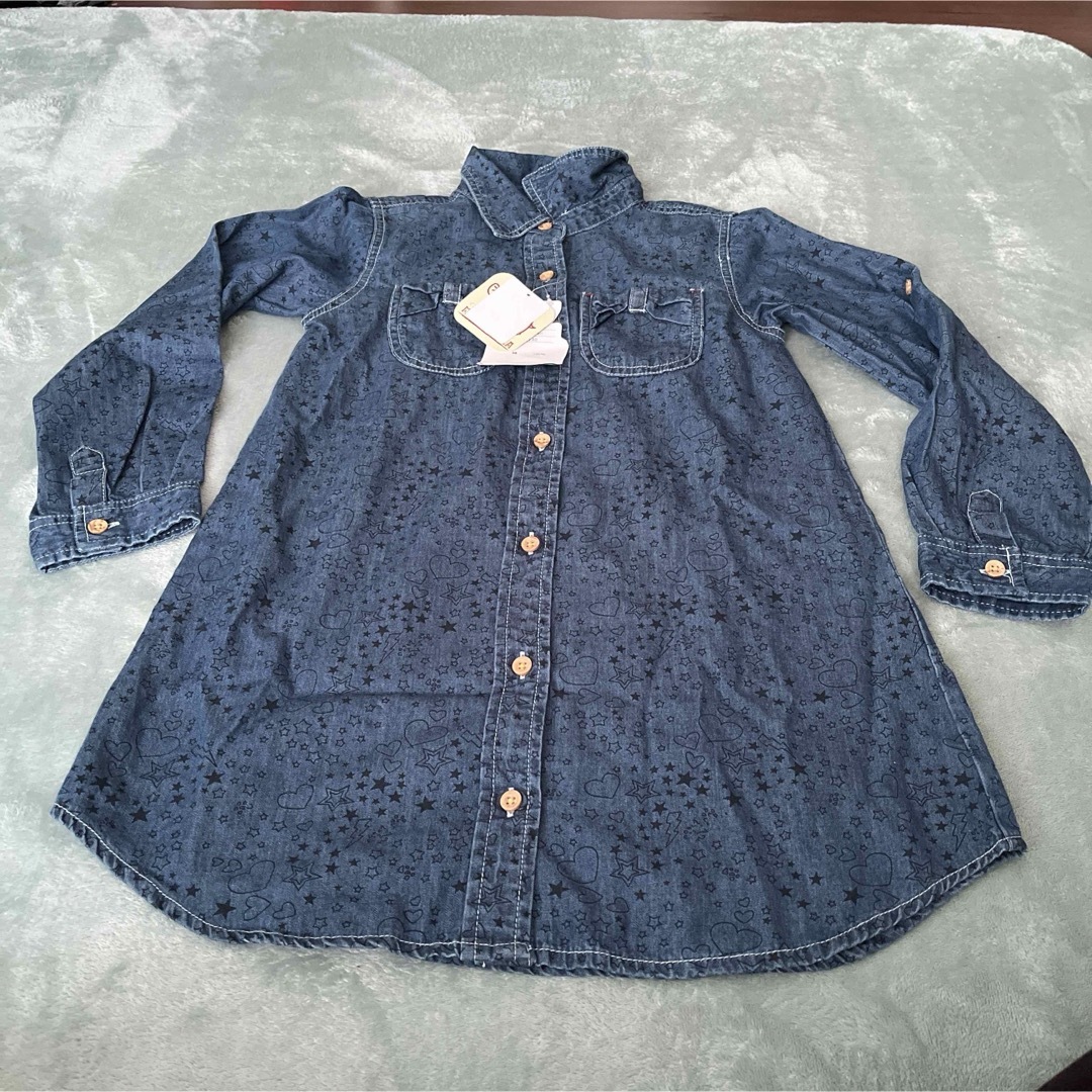 デニムシャツ　ワンピース キッズ/ベビー/マタニティのキッズ服女の子用(90cm~)(ワンピース)の商品写真