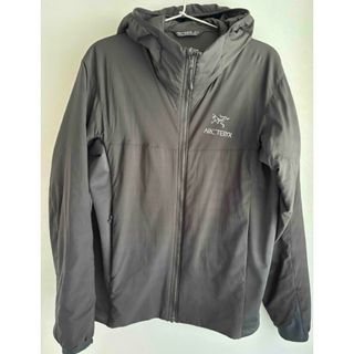 アークテリクス(ARC'TERYX)のアークテリクス　アトム　atom lt hoody xs arc’teryx(ナイロンジャケット)