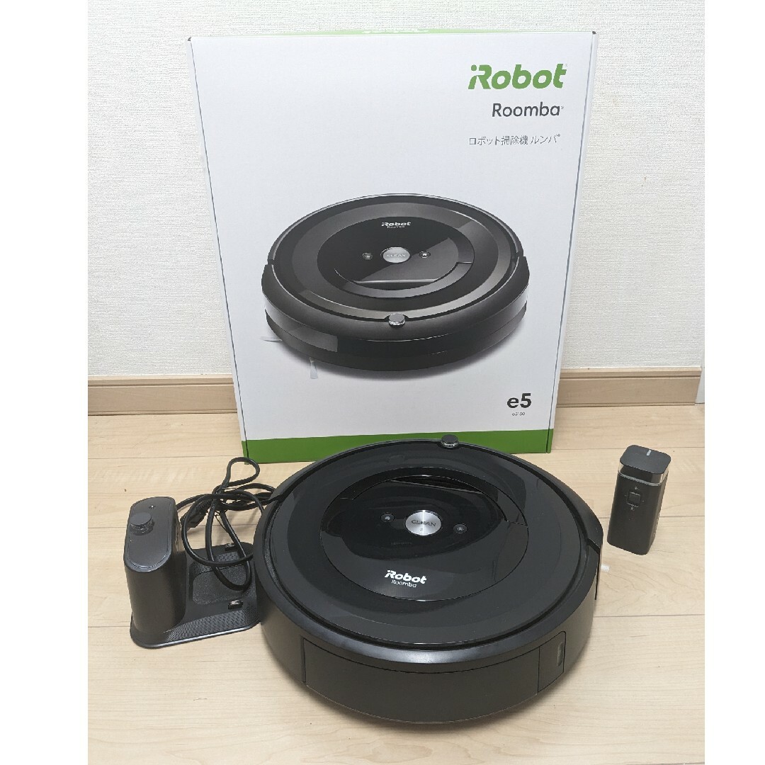 iRobot(アイロボット)のiRobot Roomba ルンバ e5 ロボット掃除機 スマホ/家電/カメラの生活家電(掃除機)の商品写真