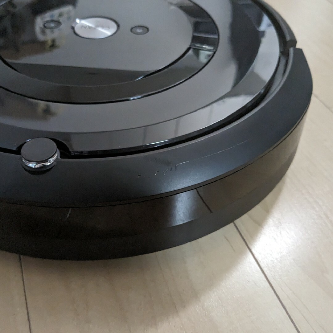 iRobot(アイロボット)のiRobot Roomba ルンバ e5 ロボット掃除機 スマホ/家電/カメラの生活家電(掃除機)の商品写真