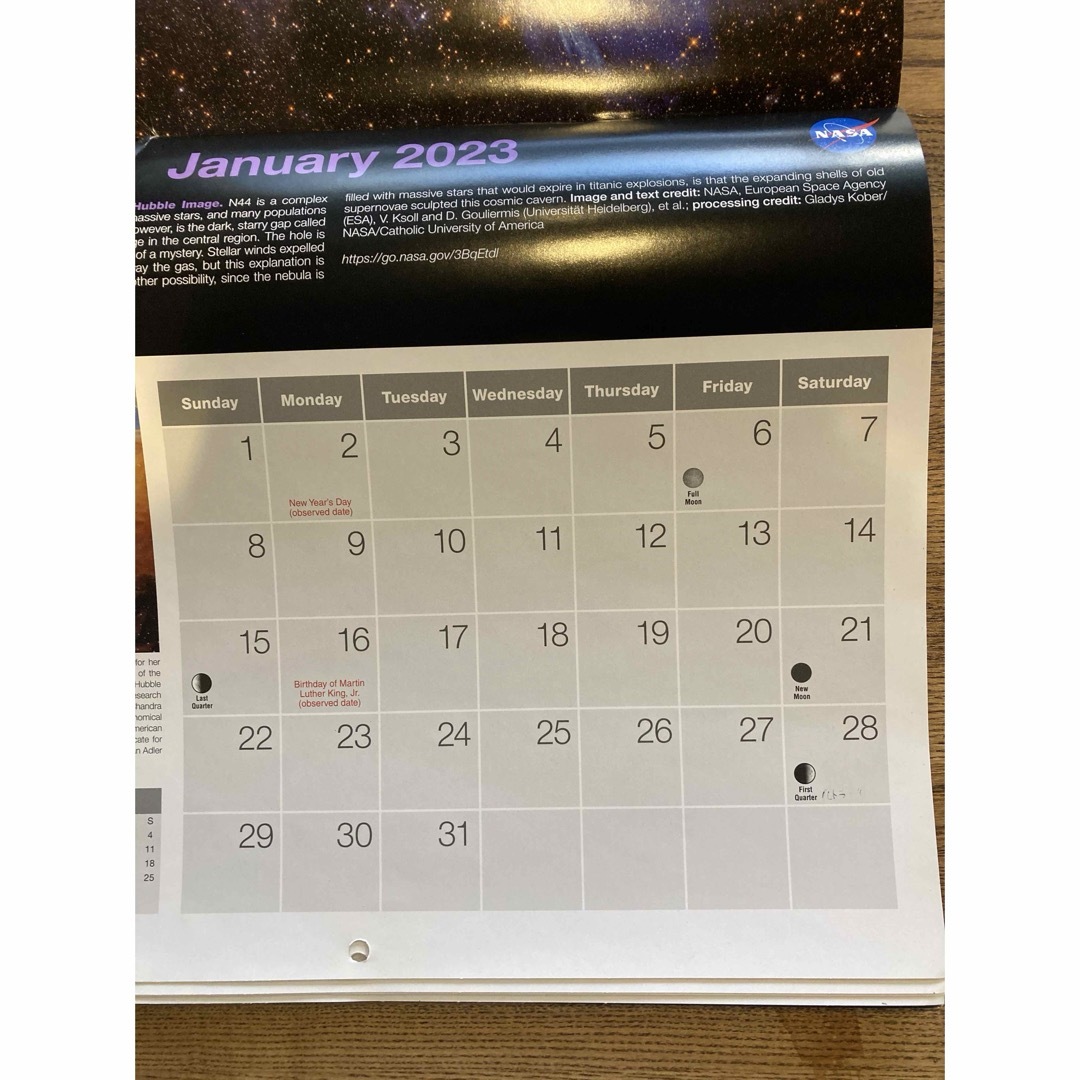 NASAカレンダー2023 インテリア/住まい/日用品の文房具(カレンダー/スケジュール)の商品写真