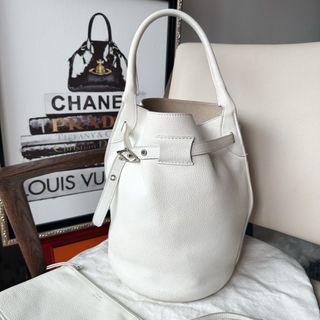 セリーヌ(celine)の【CELINE】 ビッグバッグ　バケット　ホワイト　ワンショルダー　ハンドバッグ(ハンドバッグ)