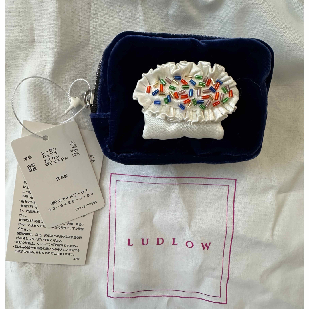 LUDLOW(ラドロー)のラドロー　ミニベロアポーチ　カップケーキ　正規品　新品　完売品 レディースのファッション小物(ポーチ)の商品写真