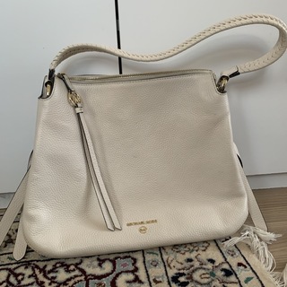 マイケルコース(Michael Kors)のマイケルコースバッグ　(ショルダーバッグ)