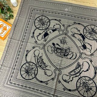 Hermes - 新品未使用 エルメス ツイリー ガルドローブポップチャーム