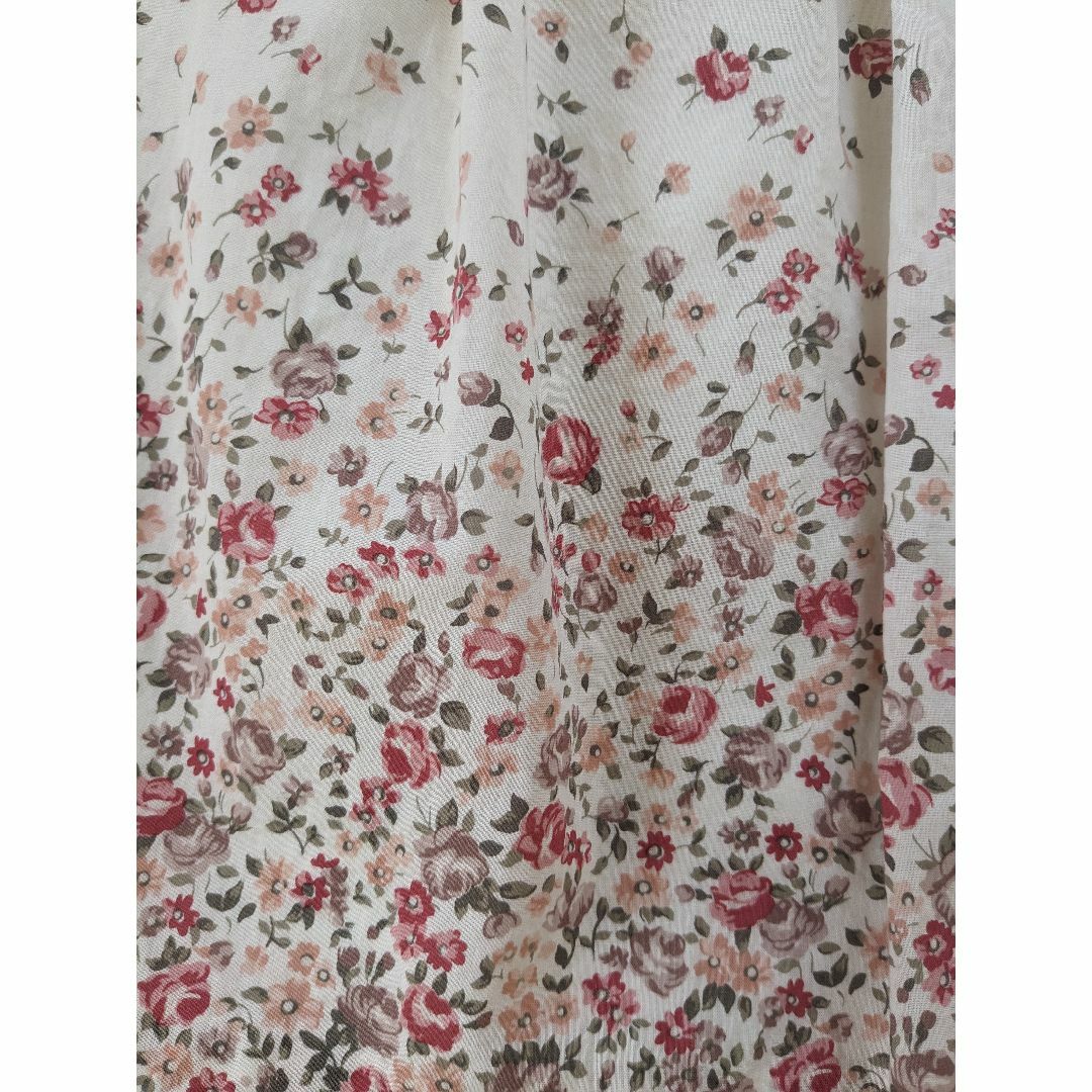 L'EST ROSE(レストローズ)のレトロ花柄スカート レディースのスカート(ひざ丈スカート)の商品写真