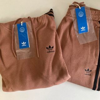 オリジナルス(Originals（adidas）)の【新品】adidas originals クロップ パーカー ワッフル生地 XL(パーカー)