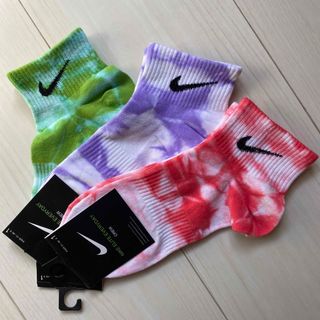 NIKE - 4   NIKE ソックス  22-25センチ  3足ペア