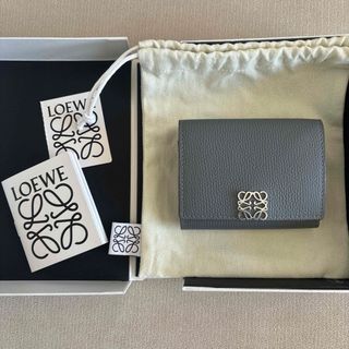 LOEWE - ☆新品☆LOEWE ロエベ アナグラム スクエア ジップ カード