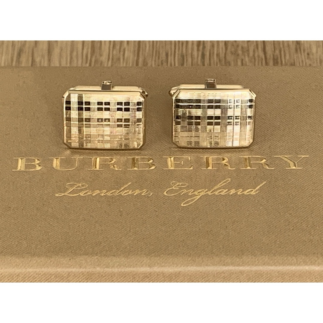 BURBERRY(バーバリー)のBurberrys スターリングシルバー製カフリンクス※付属品無し メンズのファッション小物(カフリンクス)の商品写真