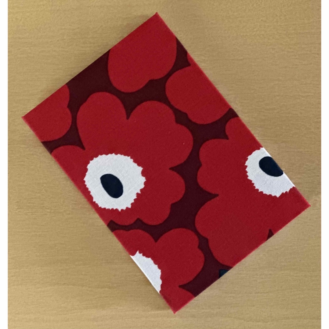 marimekko(マリメッコ)のマリメッコ  ミニウニッコ御朱印帳 カルトナージュ ハンドメイド ハンドメイドのハンドメイド その他(その他)の商品写真