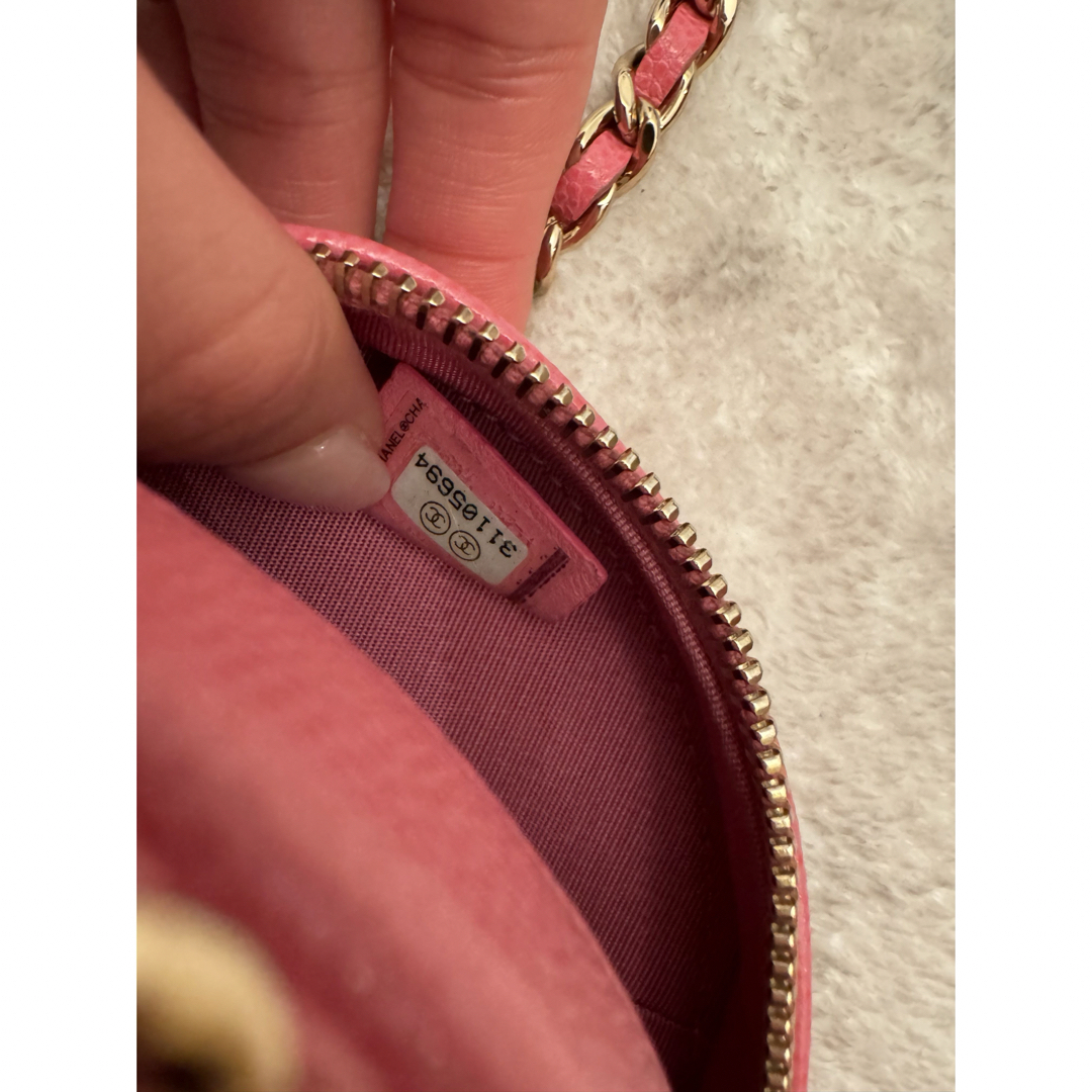 CHANEL(シャネル)のシャネル 31番代 丸型ショルダー バッグ キャビアスキン レザー ピンク レディースのバッグ(ショルダーバッグ)の商品写真