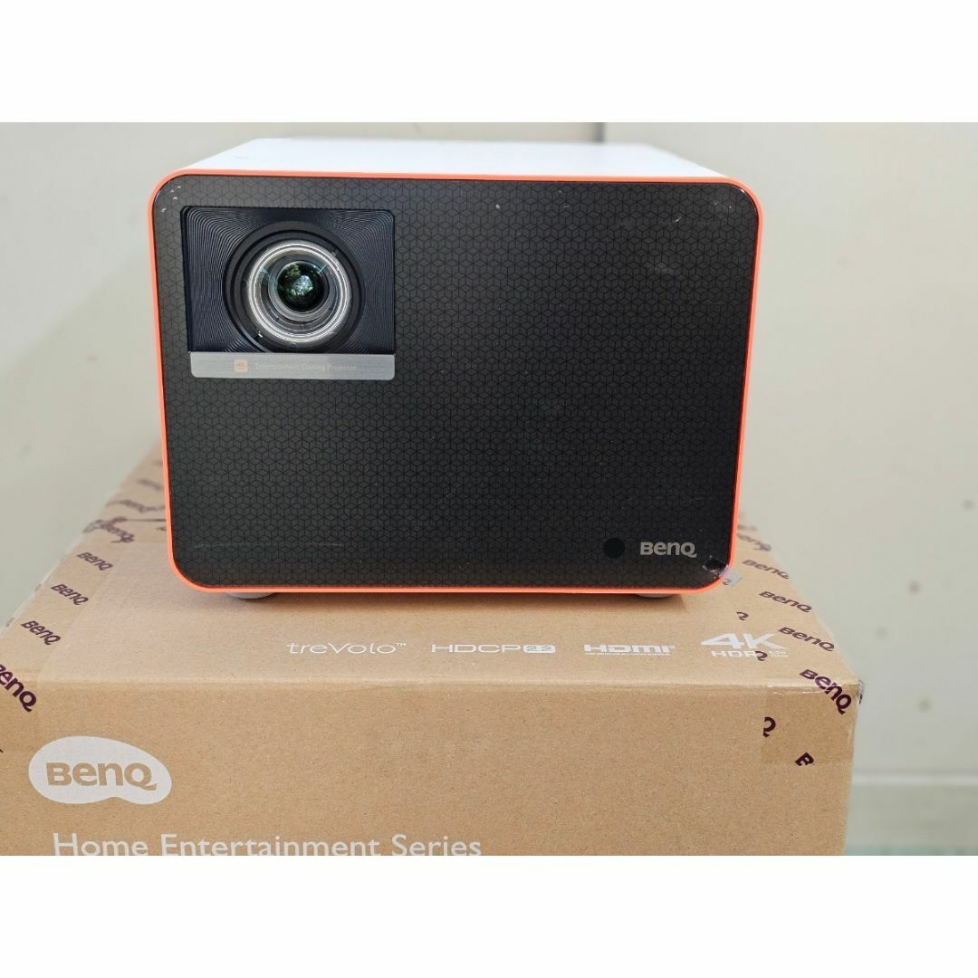 BENQ(ベンキュー)のBenQ 4K ゲーミングプロジェクター X3000i 使用72H スマホ/家電/カメラのテレビ/映像機器(プロジェクター)の商品写真