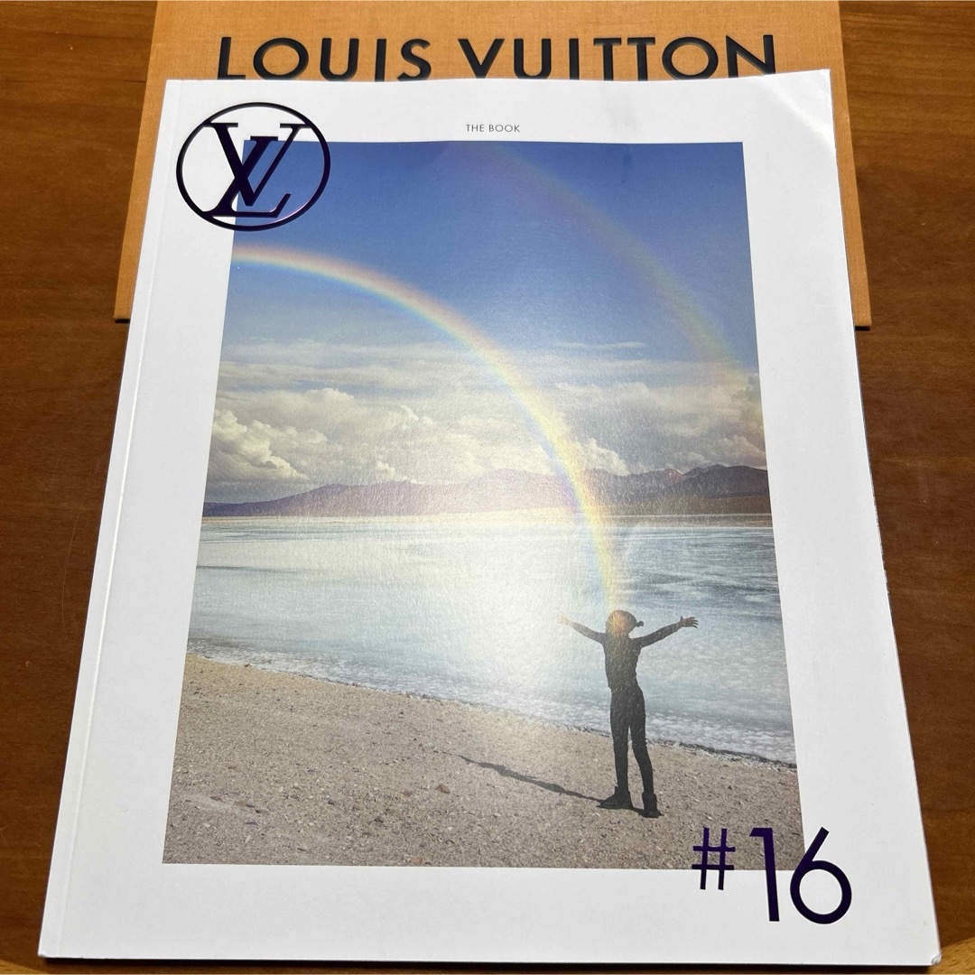 LOUIS VUITTON(ルイヴィトン)のルイヴィトン  ファッション誌 レディースのレディース その他(その他)の商品写真