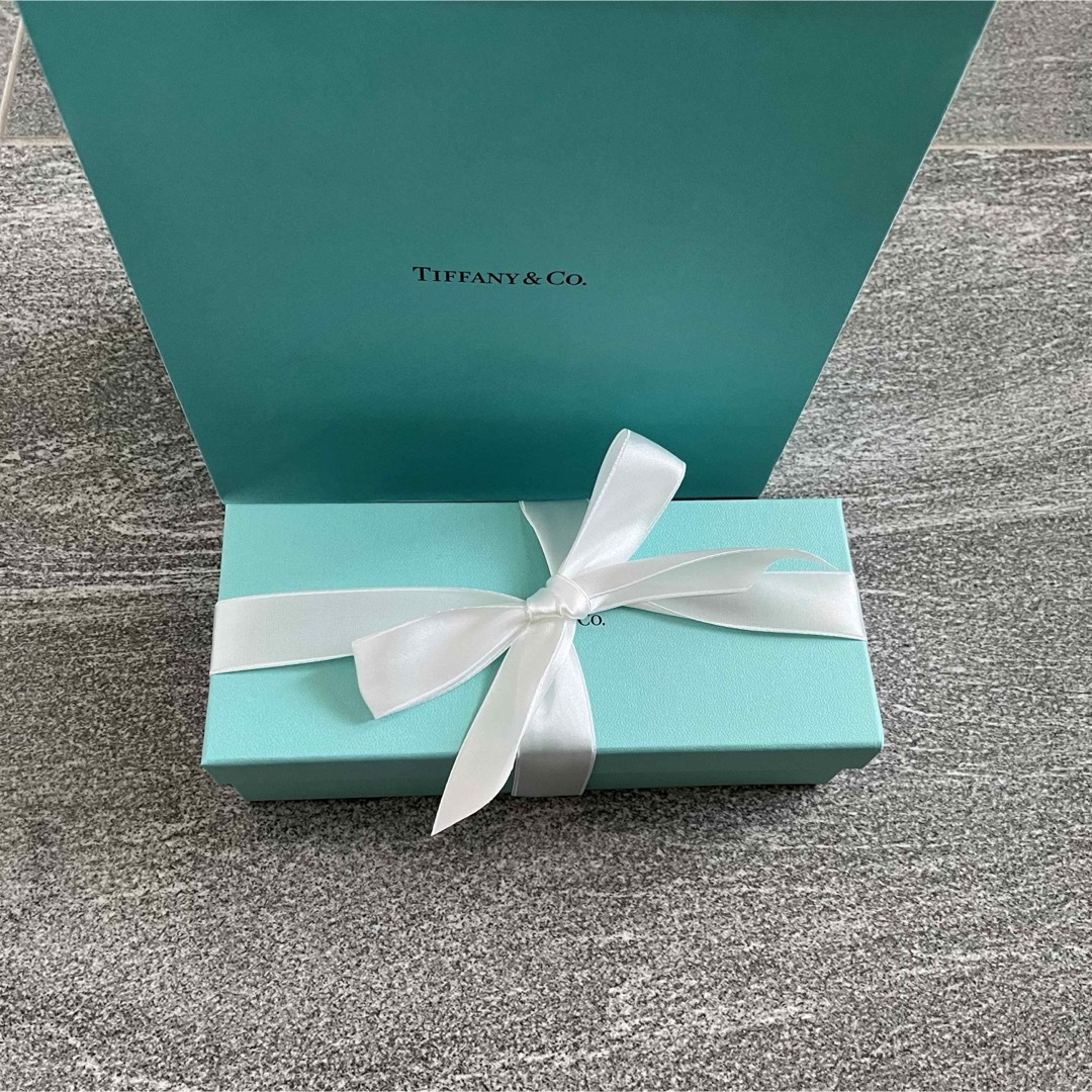 Tiffany & Co.(ティファニー)の Tiffany スカーフ　ツイリー　リボン ハンドメイドのファッション小物(スカーフ)の商品写真